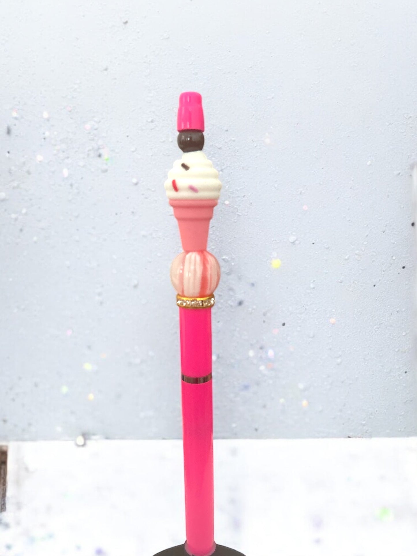 Beaded Pens: Fun & Vibrant