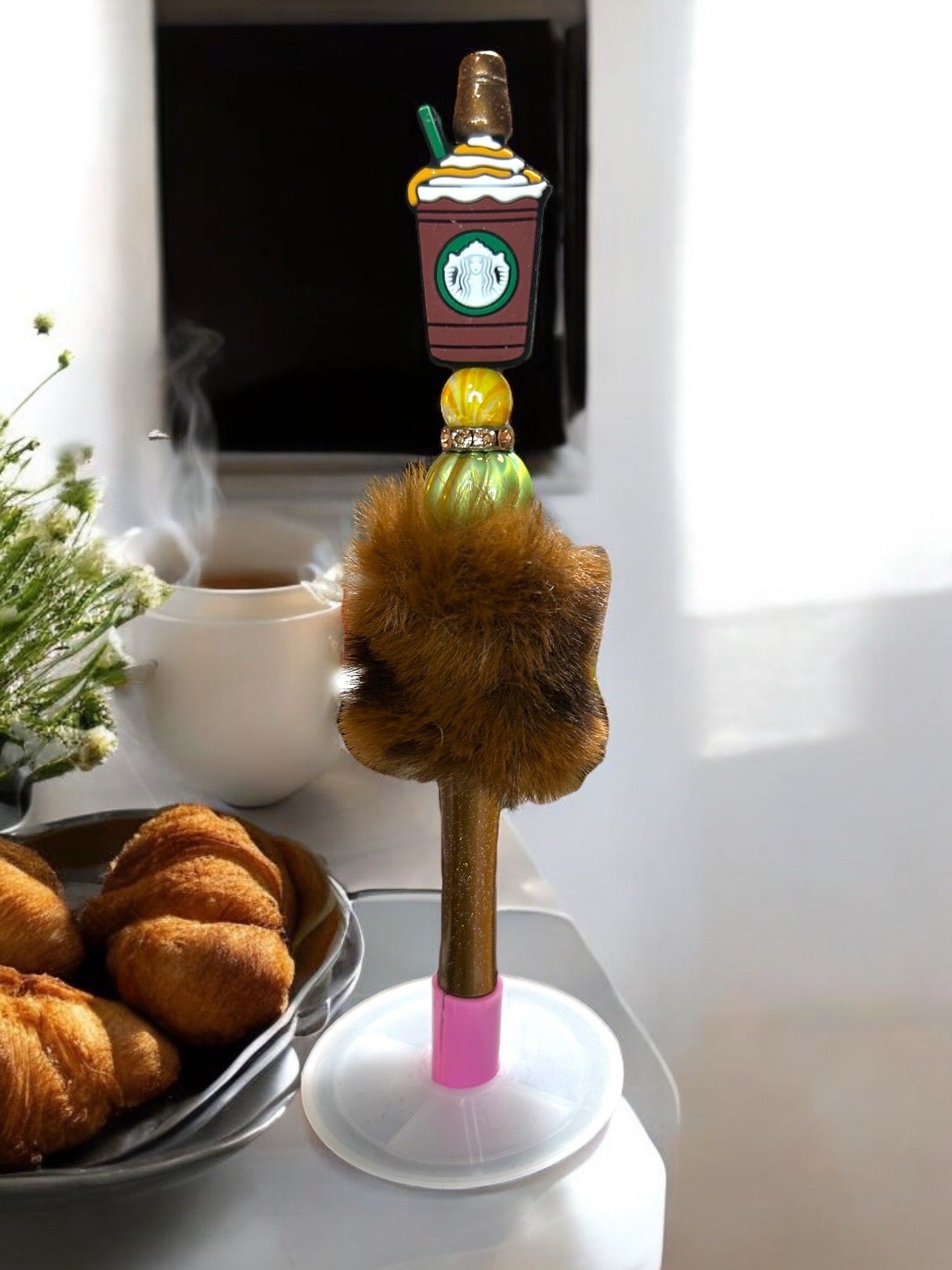 Beaded Pens: Fun & Vibrant