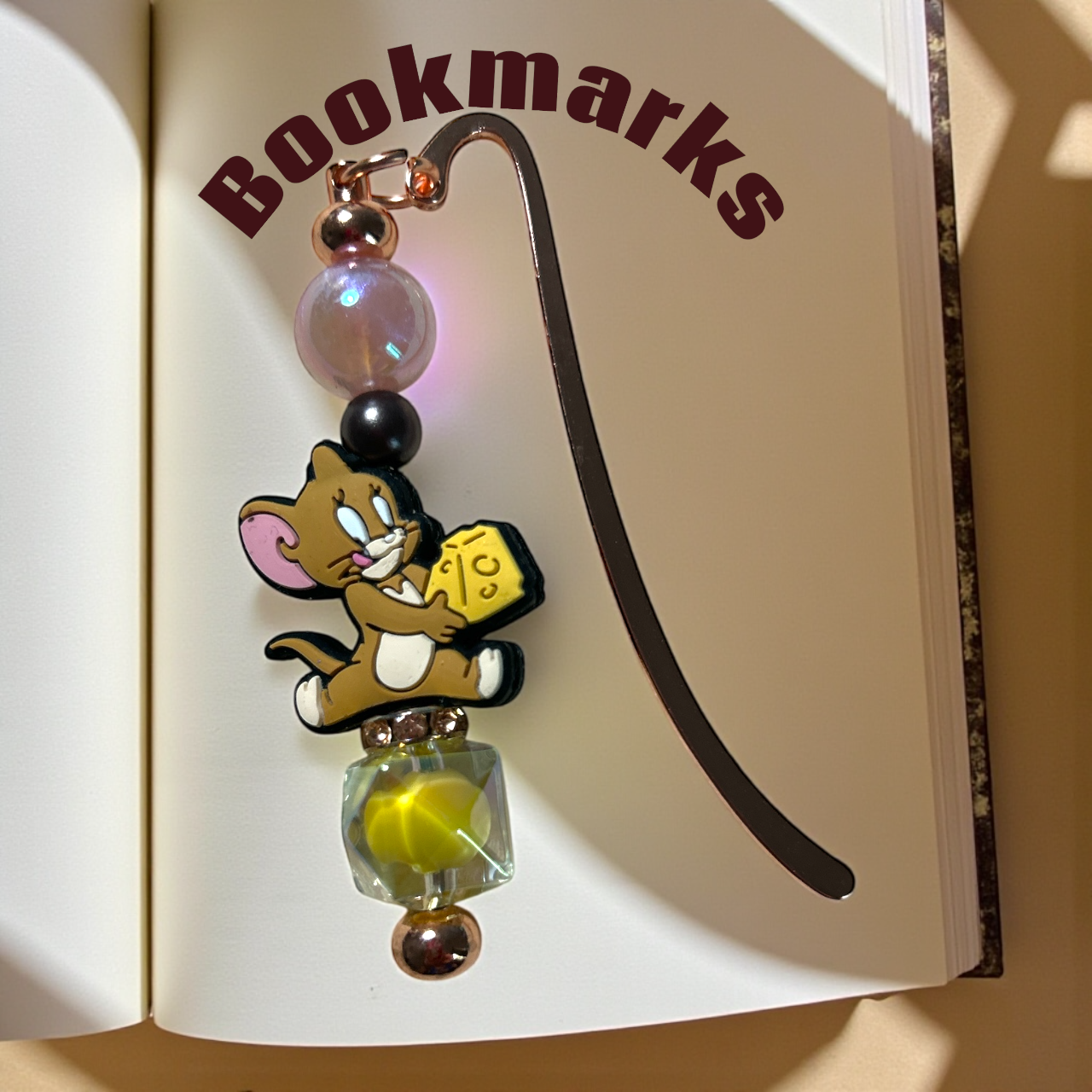 BOOKMARKS: FUN ELEGANCE