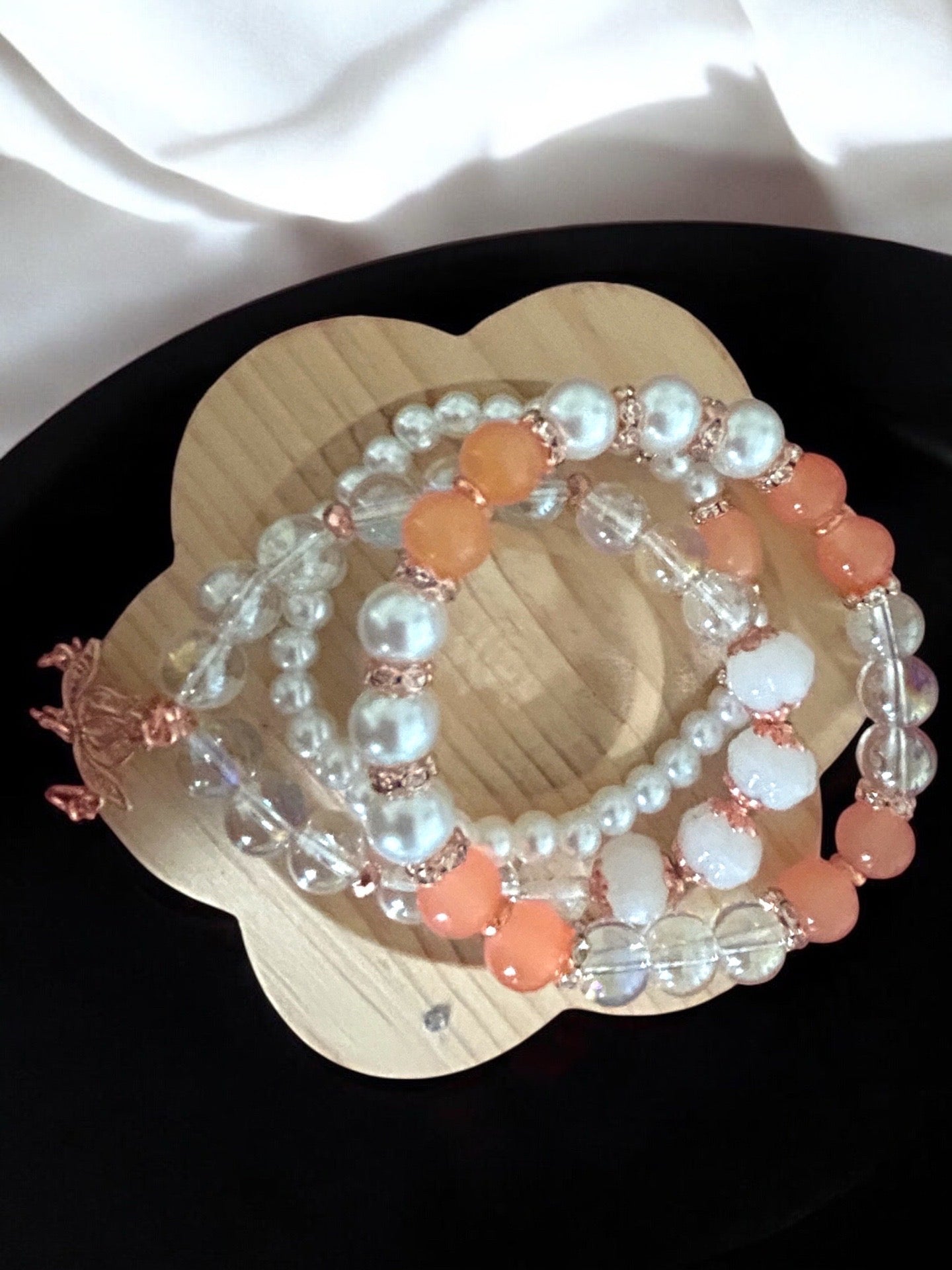 Sparkling White Bracelet Collection