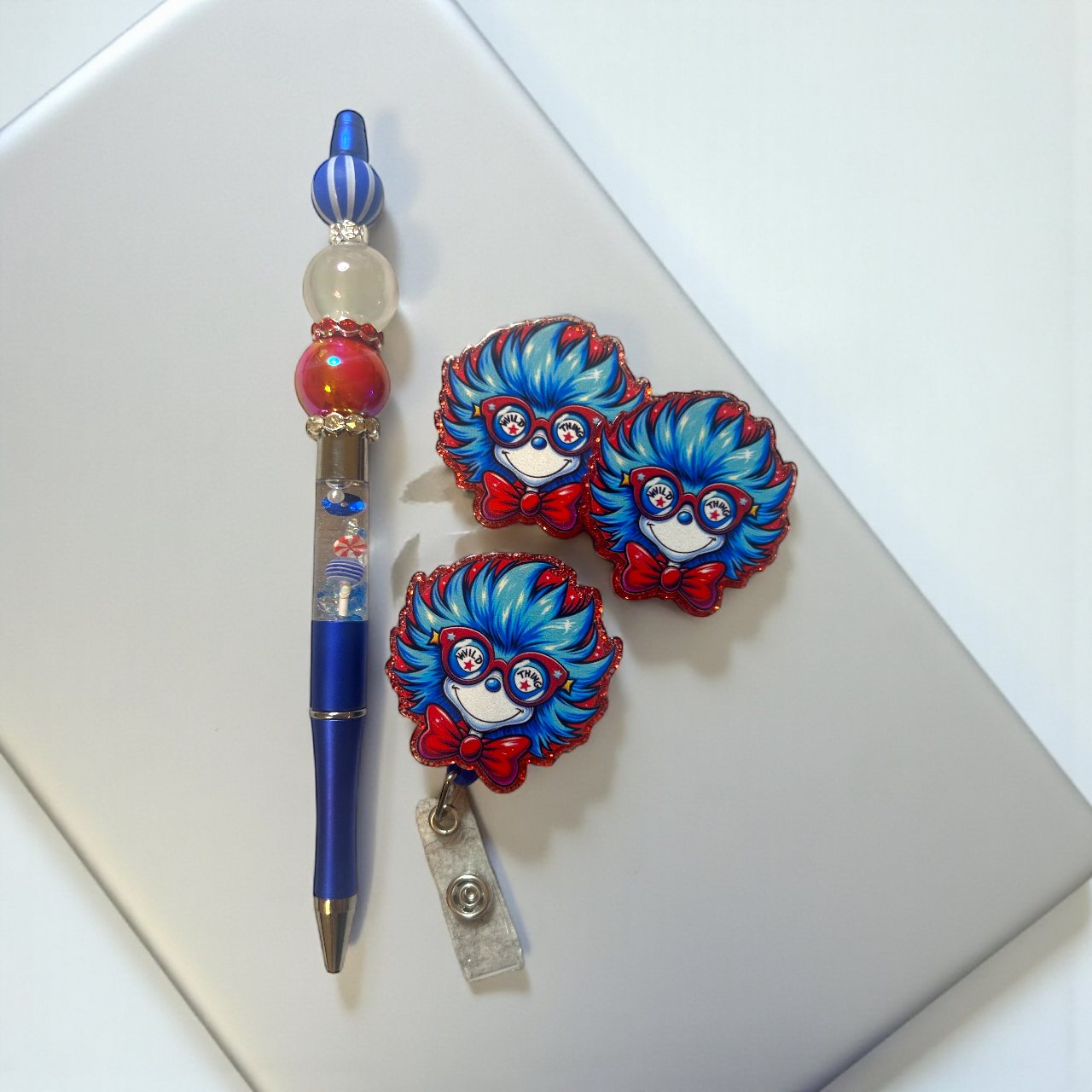 Water-Globe Pens  and Desk Sets