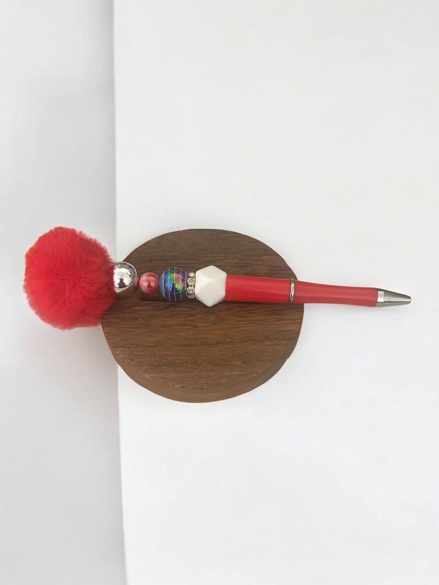 Beaded Pens: Fun & Vibrant